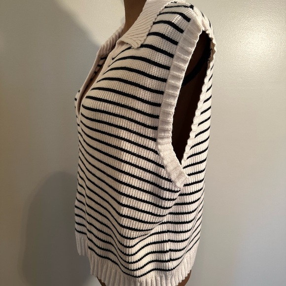 Neutral Ground Strip Sweater Vest size L - Picture 4 of 5